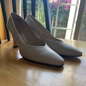 Etienne Aigner heels